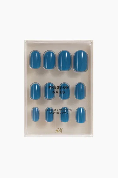 H&m Press-on Nails In Blue Jean Babe