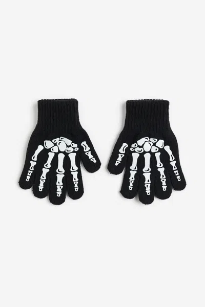 H&m Printed Gloves In Black/glow-in-the-dark