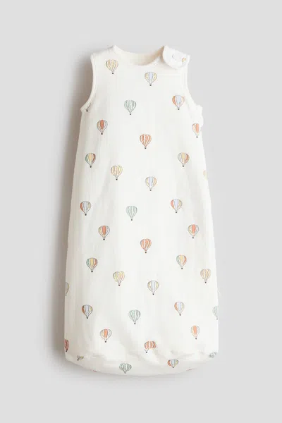 H&m Babies' Printed Sleep Bag Tog 2.5 In Cream/hot Air Balloons