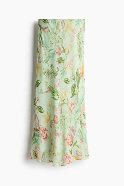 H&m Printed Viscose Skirt In Green