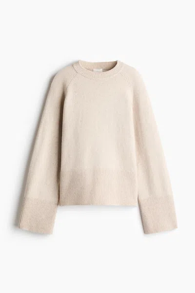 H&m Raglan-sleeved Sweater In Neutral