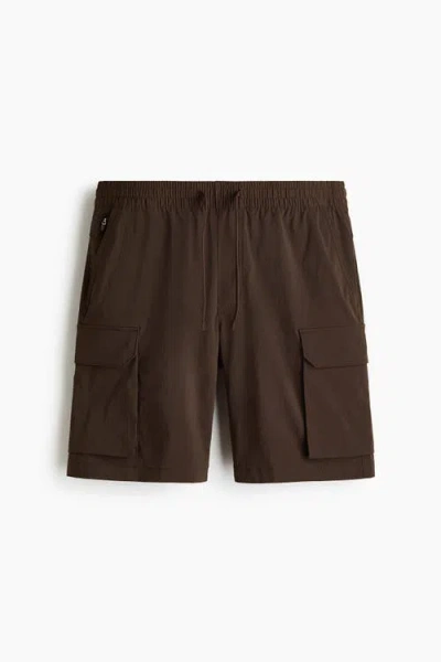 H&m Regular Fit Cargo Shorts In Brown