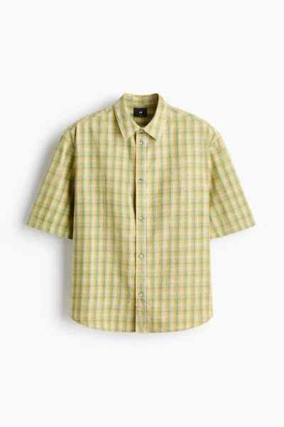 H&m Regular Fit Short-sleeved Shirt In Yellow