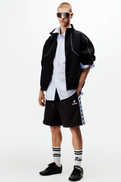 H&m Regular Fit Sweatshorts In Black