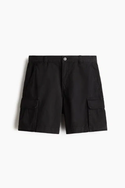 H&m Relaxed Fit Cargo Shorts In Black