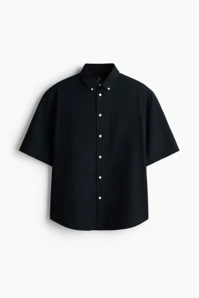 H&m Relaxed Fit Short-sleeved Oxford Shirt In Black