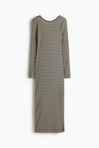 H&m Ribbed Scoop-back Dress In Black