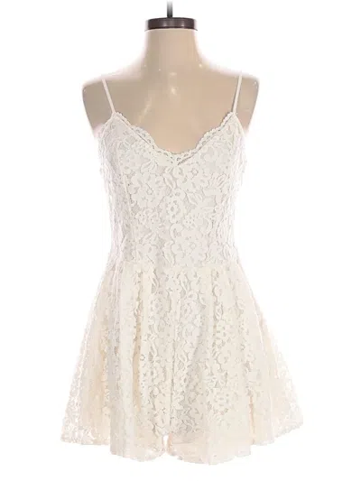 Pre-owned H&m Romper In Ivory