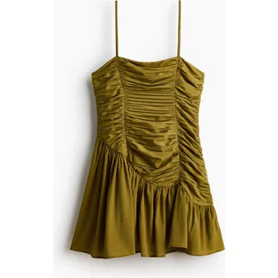 H&m Ruched Crêpe Dress In Green