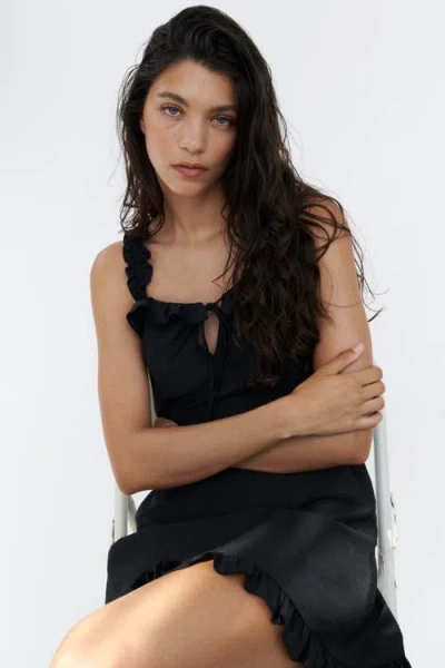H&m Ruffled Crêpe Dress In Black