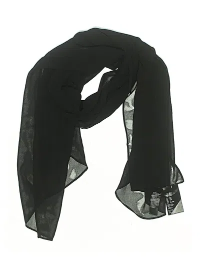 Pre-owned H&m Scarf In Black