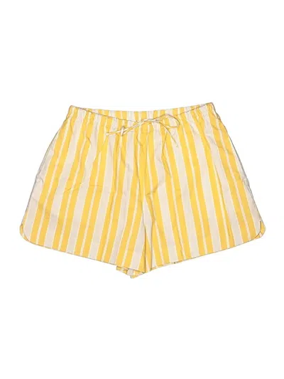 Pre-owned H&m Shorts In Yellow