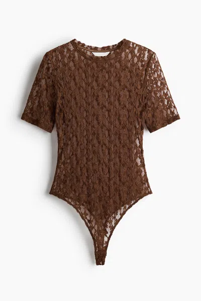 H&m Short-sleeved Lace Bodysuit In Brown