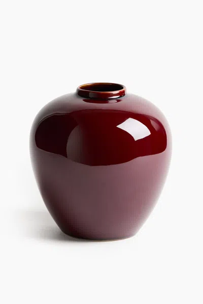 H&m Stoneware Vase In Burgundy