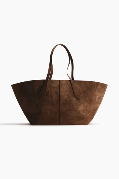 H&m Suede Shopper In Brown