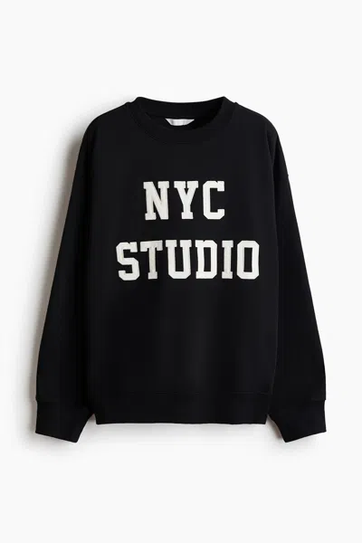 H&m Sweatshirt With Text Motif In Black