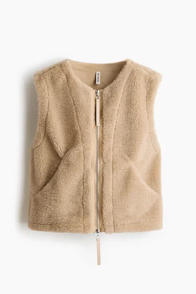 H&m Teddy Fleece Vest In Nude