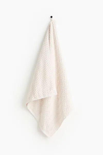 H&m Textured Bath Towel In Neutral