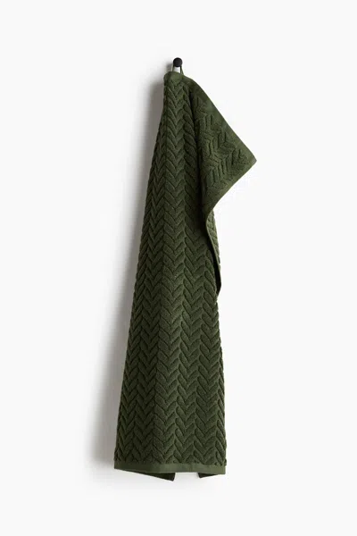 H&m Textured Hand Towel In Green