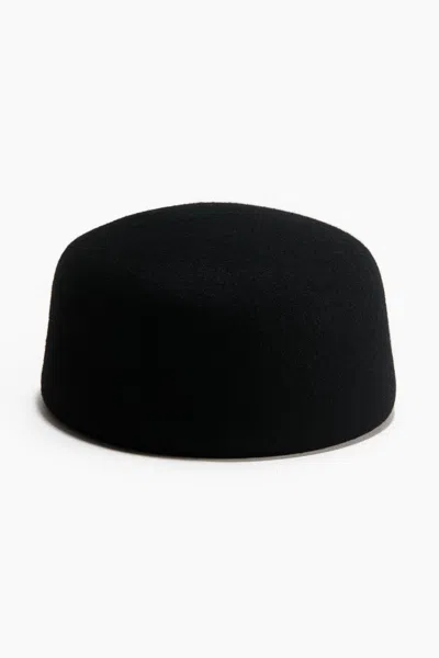 H&m Wool Hat In Black