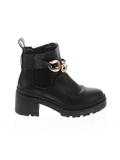 Pre-owned H By Halston Ankle Boots In Black