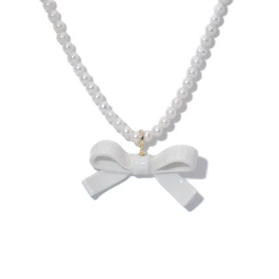 H2 Studio Women's White / Gold Bowtie Maniac Medium Ceramic Ribbon Bowtie Round Freshwater Pearl Necklace Whit