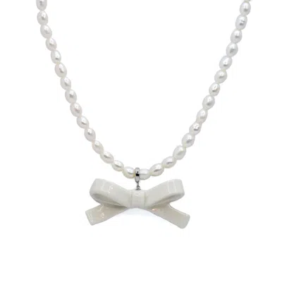H2 Studio Women's White / Silver Bowtie Maniac Ceramic Ribbon Bowtie Special Large Rice Freshwater Pearl Neckl