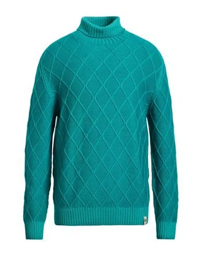 H953 Man Turtleneck Emerald Green Size 44 Merino Wool