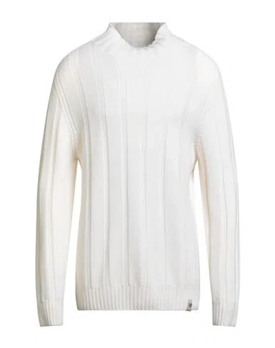 H953 Man Turtleneck Ivory Size 44 Merino Wool In White