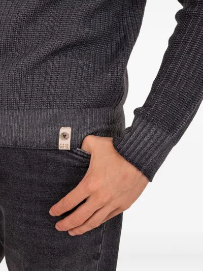 H953 Sweaters In Gray