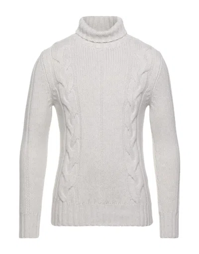 H953 Turtlenecks In Ivory