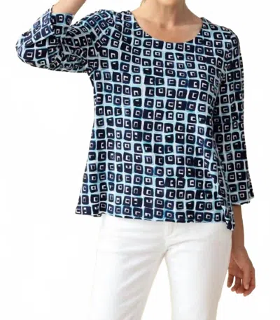 Habitat Core Travel Cubism Pleated Sleeve Tee Top In Navy In Blue