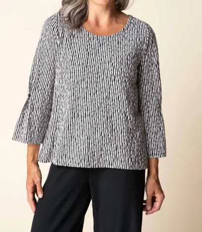 Habitat Daisy Dash Flounce Top In Black