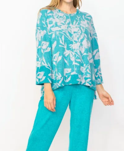 Habitat Floral 3/4 Sleeve Boxy Crew Top In Lake In Blue