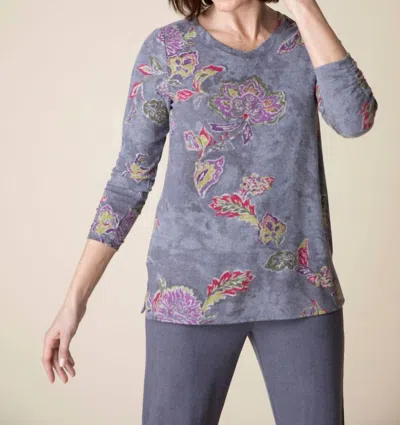 Habitat Floral Fleece Ruched Sleeve V-neck Top In Iron In Grey