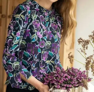 Habitat Iris Pullover In Black
