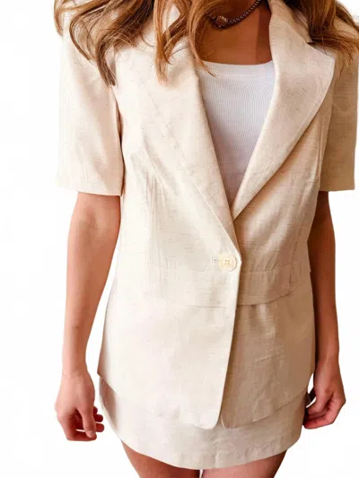 Habitual Effortlessly Polished Linen Blazer In Beige In Neutral