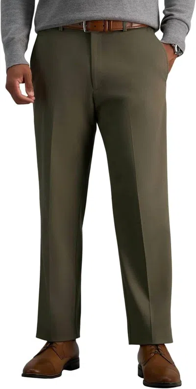 Haggar Men's Classic Fit Pleat Front Casual Pant In Toast In Green