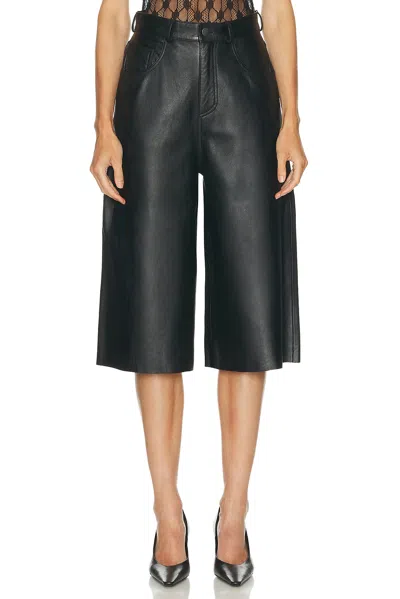 Haikure Belle Leather Short In Black