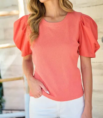 Hailey & Co Criss Cross Back Short Sleeve Top In Coral In Pink