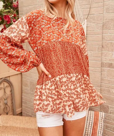 Hailey & Co Foral Top In Rust In Multi