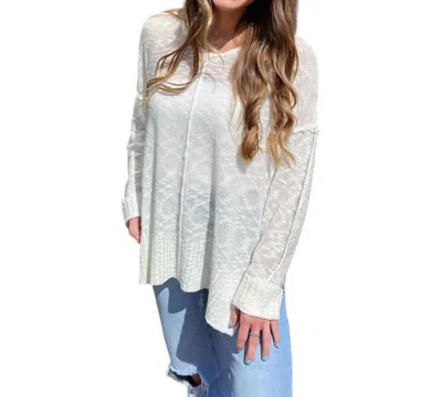 Hailey & Co Lightweight Sweater In White