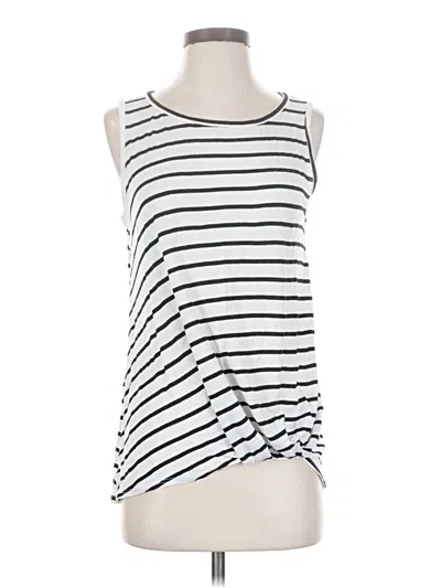 Pre-owned Hailey & Co Sleeveless Top White Scoop Neck Tops