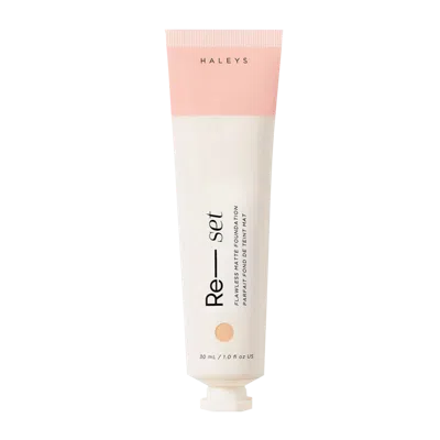 Haleys Beauty Re-set Flawless Matte Foundation - 2.50 Light/medium - Warm