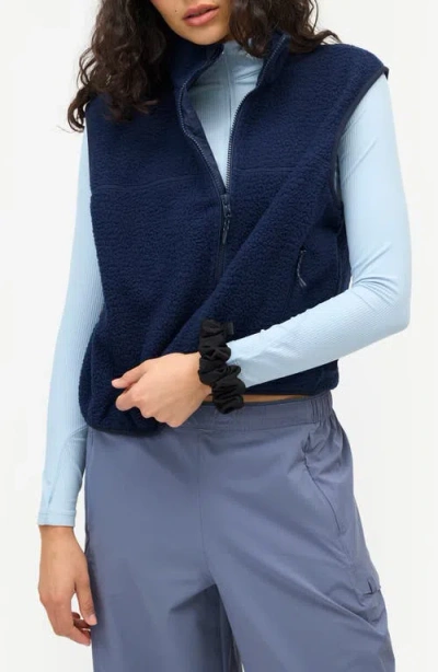 Halfdays Chapelle Fleece Vest In Blue