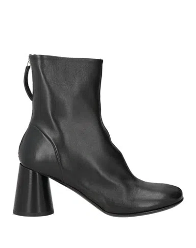 Halmanera Woman Ankle Boots Black Size 6 Leather