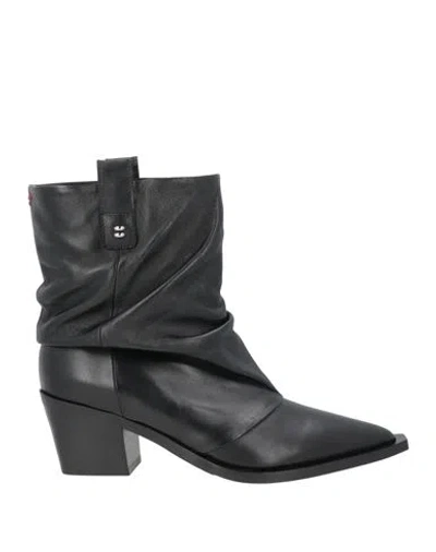 Halmanera Woman Ankle Boots Black Size 8 Leather