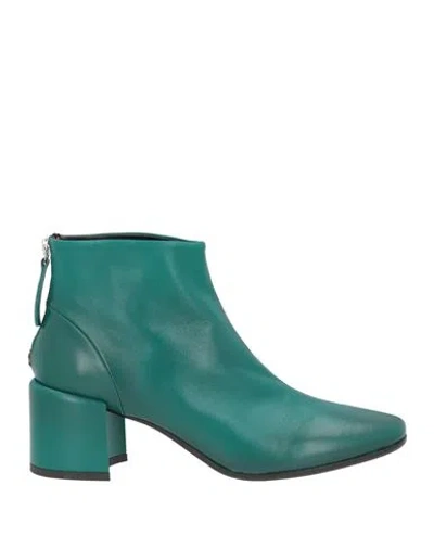 Halmanera Woman Ankle Boots Emerald Green Size 8 Leather