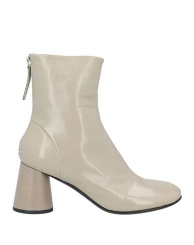 Halmanera Woman Ankle Boots Off White Size 9 Leather