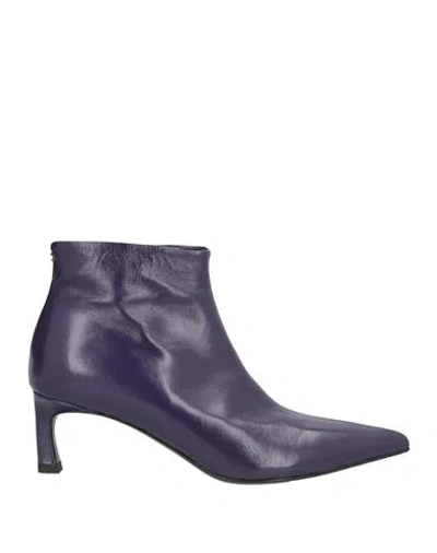Halmanera Woman Ankle Boots Purple Size 8 Leather